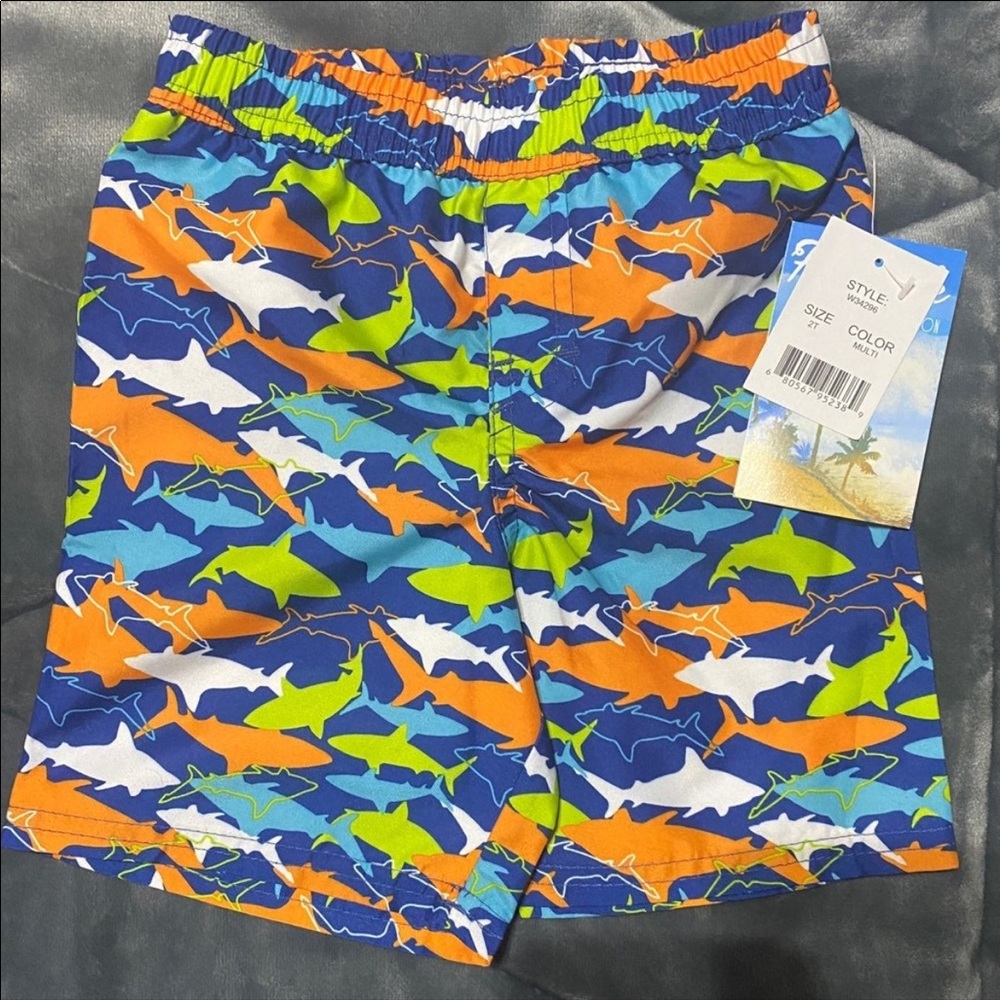 Boys 2T swim shorts NWT